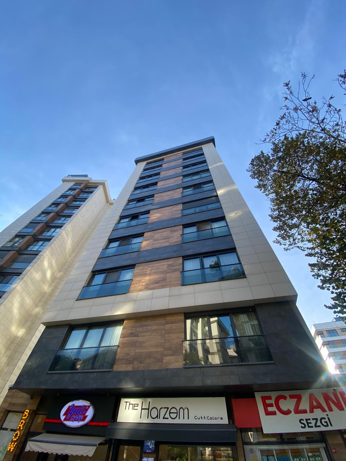 SUADİYEDE BAĞDAT CADDESİNE YÜRÜME MESAFESİNDE 7 YILLIK 3+1