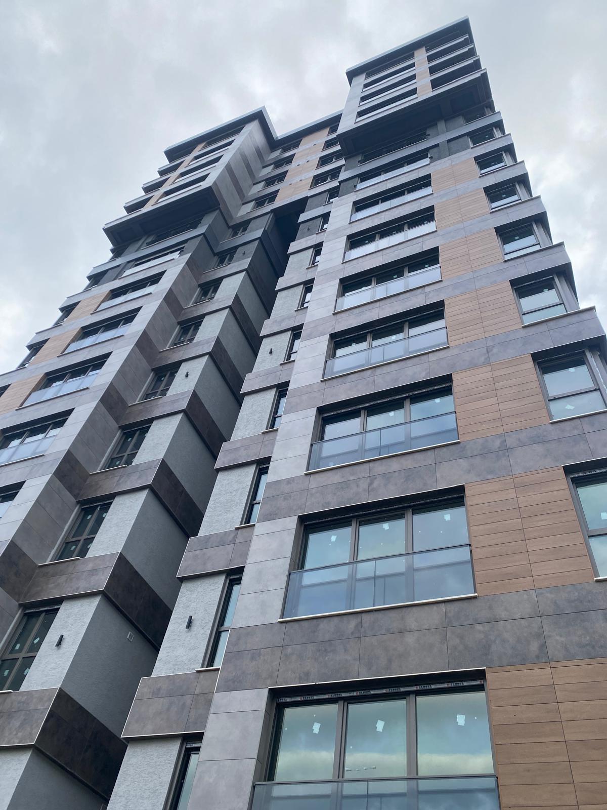 SUADİYE BEYMEN ARKASINDA SIFIR BALKONLU EBV BANYOLU 3+1 DAİRE